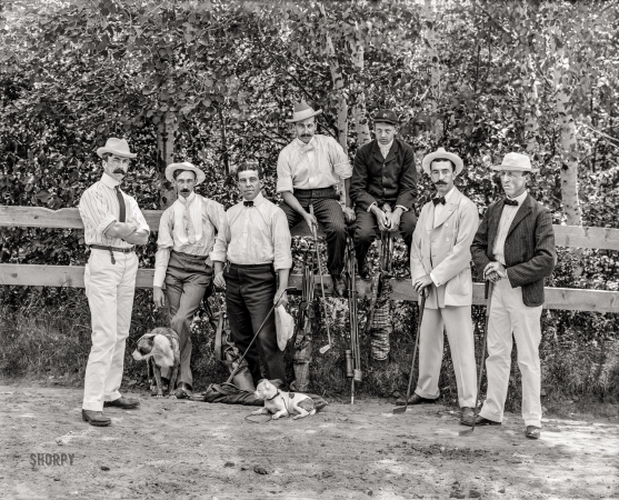 Photo showing: Dandy Duffers -- Circa 1900. Golf club, White Mountain House, New Hampshire.