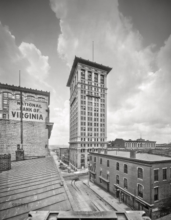 Photo showing: First National Bank - -- Richmond, Virginia, circa 1913. First National Bank, Ninth and Main Streets.