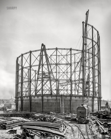Photo showing: Gasometer Going Up -- May 9, 1913. Detroit City Gas Company, north end of gas holder.
